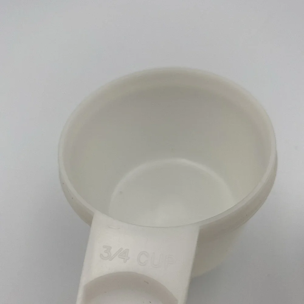 Vtg Tupperware 4 Measuring Cups Opaque (color 2) Nesting 1/3-1/2-2/3-3/4